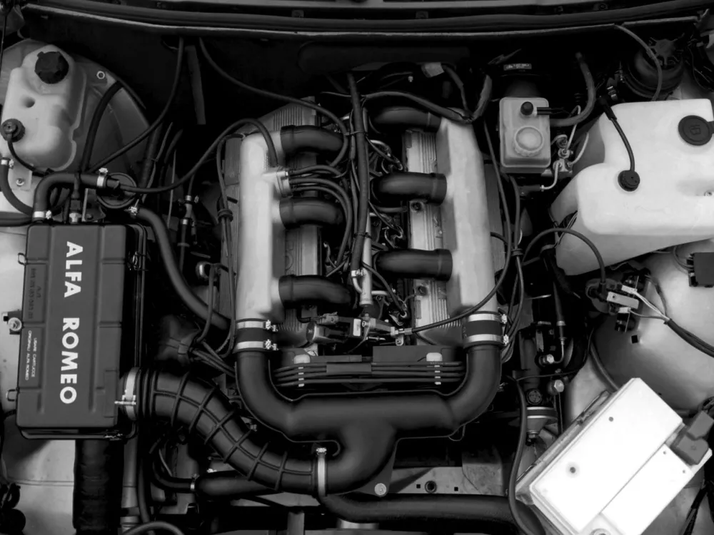 Автомобиль Alfa Romeo 90 Седан