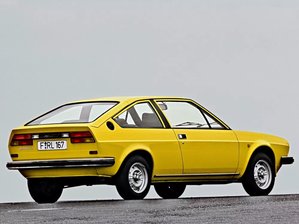 Автомобиль Alfa Romeo Alfasud Хэтчбек (3 двери) Sprint