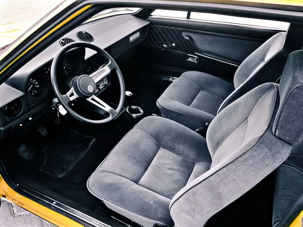Автомобиль Alfa Romeo Alfasud Хэтчбек (3 двери) Sprint