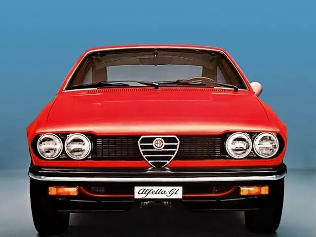 Автомобиль Alfa Romeo Alfetta Купе