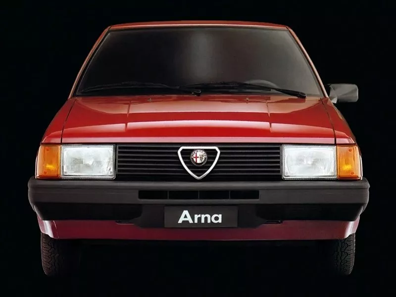 Автомобиль Alfa Romeo Arna Хэтчбек (5 дверей)