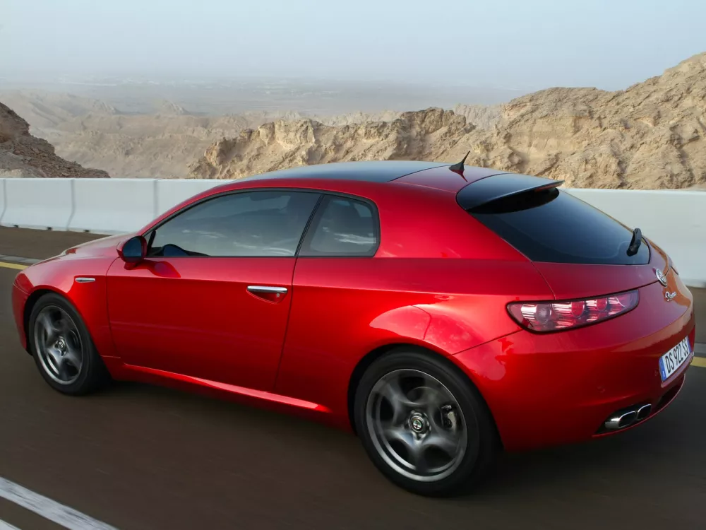 Автомобиль Alfa Romeo Brera I Рестайлинг Хэтчбек (3 двери)