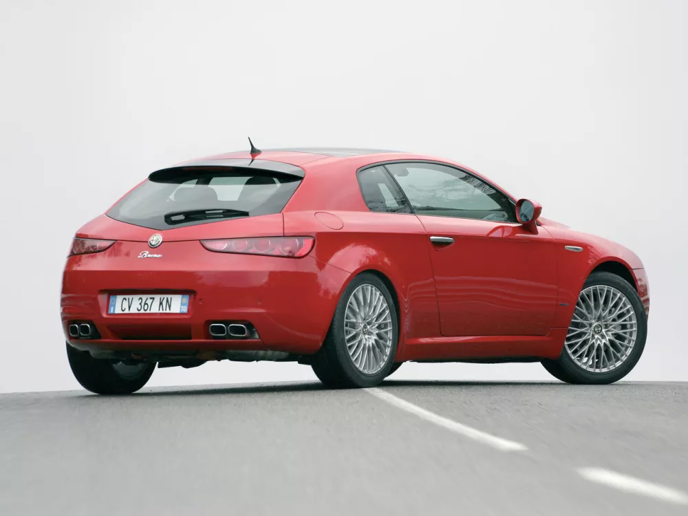Автомобиль Alfa Romeo Brera I Хэтчбек (3 двери)