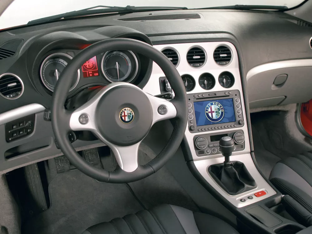 Автомобиль Alfa Romeo Brera I Хэтчбек (3 двери)