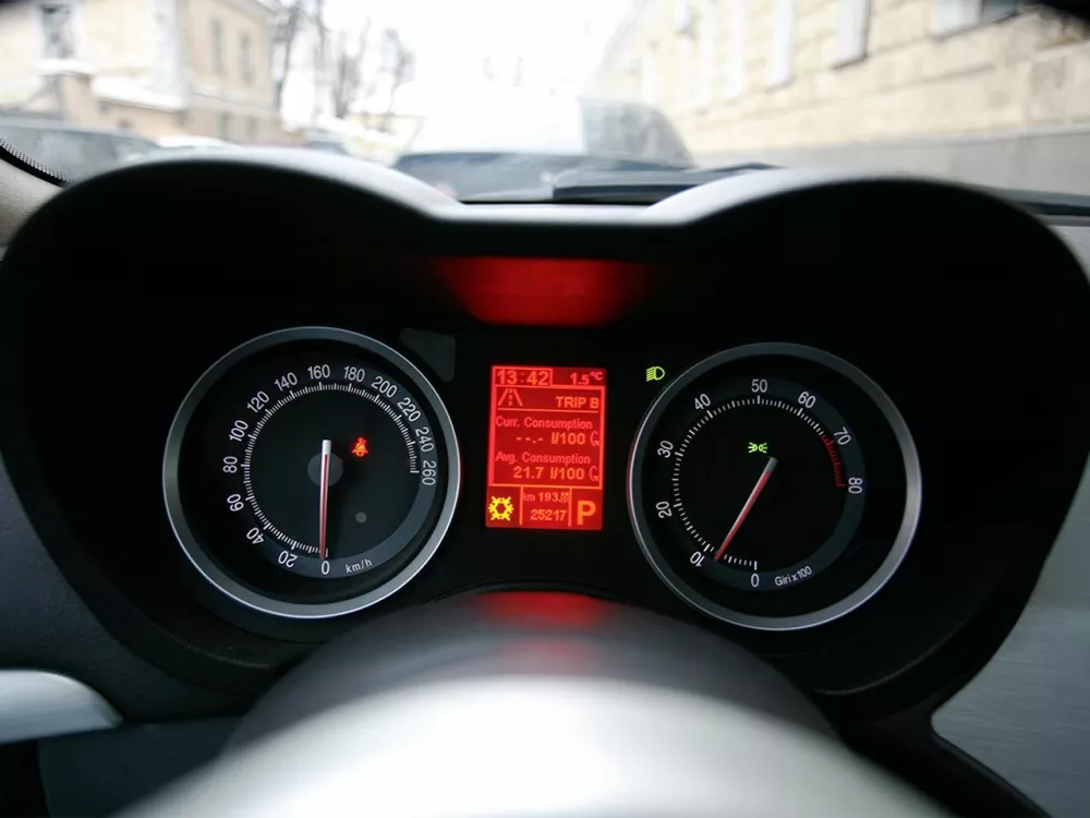 Автомобиль Alfa Romeo Brera I Хэтчбек (3 двери)