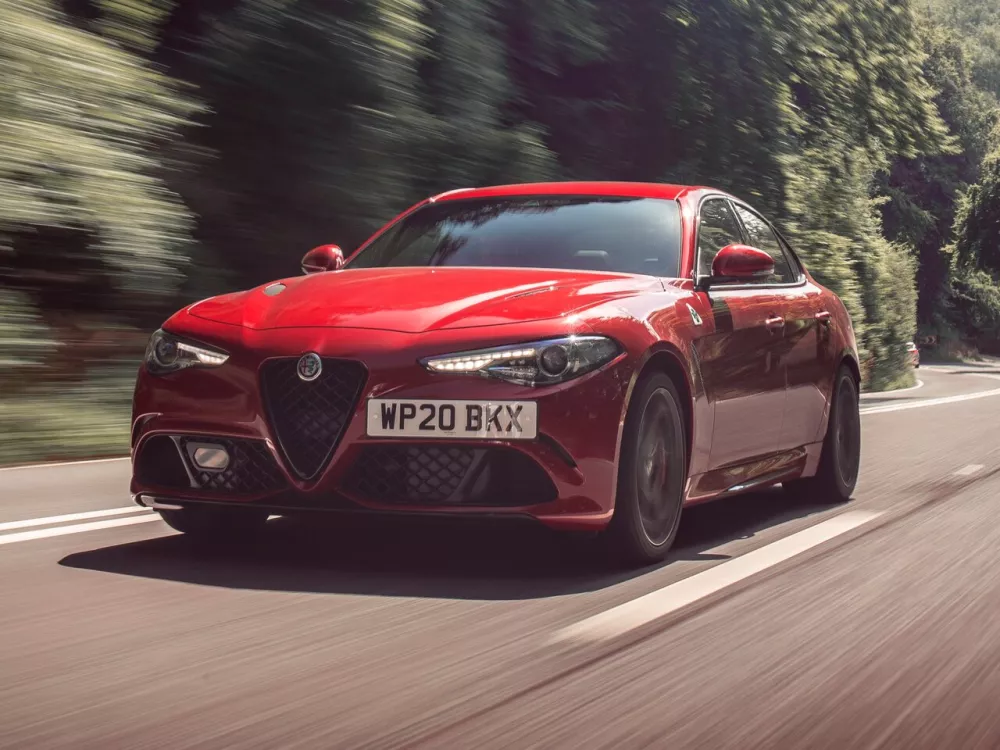 Автомобиль Alfa Romeo Giulia II (952) Рестайлинг Седан