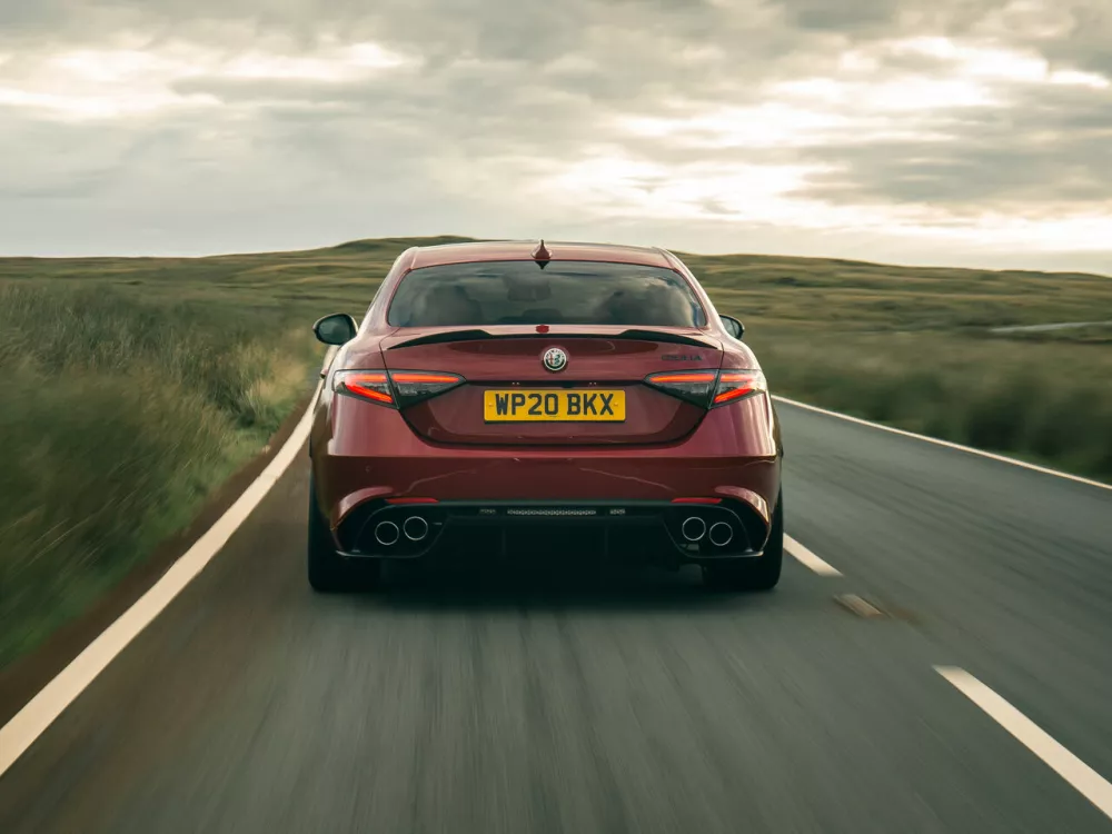 Автомобиль Alfa Romeo Giulia II (952) Рестайлинг Седан