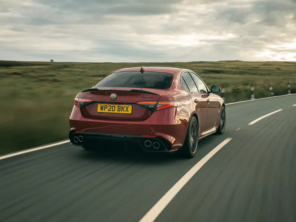 Автомобиль Alfa Romeo Giulia II (952) Рестайлинг Седан