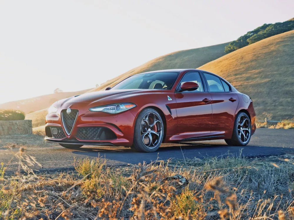 Автомобиль Alfa Romeo Giulia II (952) Седан