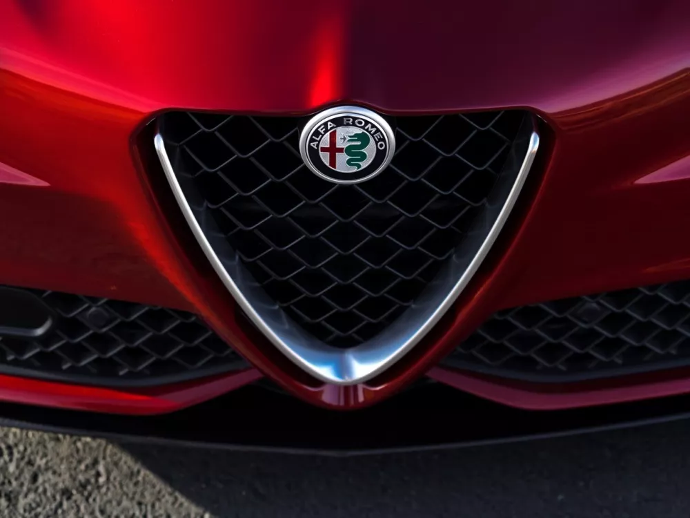 Автомобиль Alfa Romeo Giulia II (952) Седан