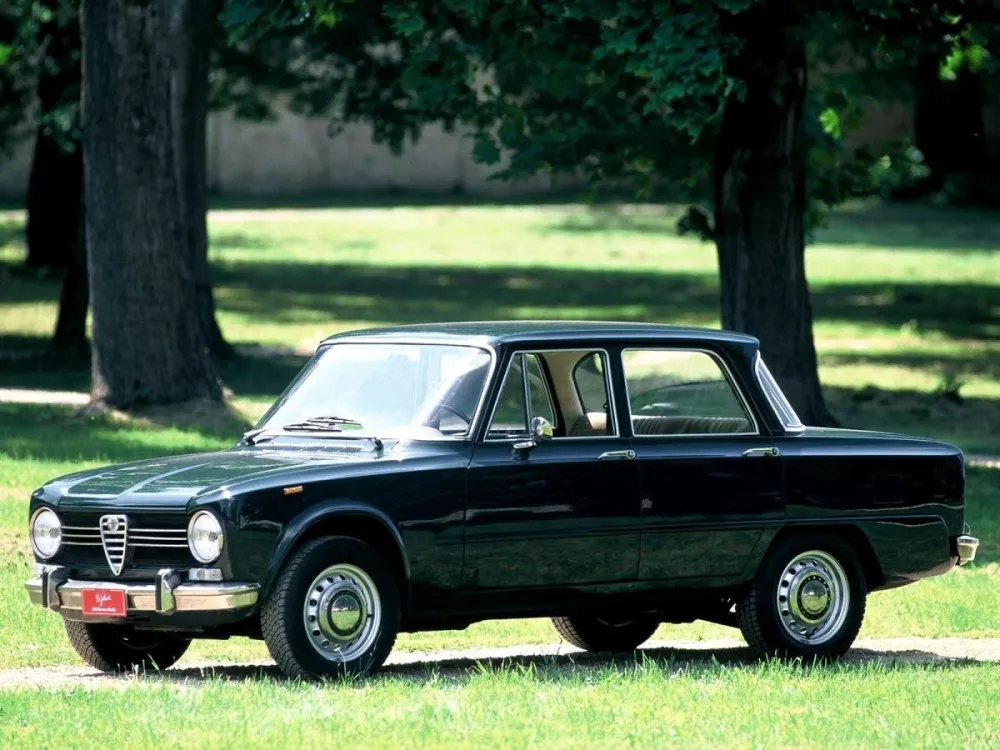 Автомобиль Alfa Romeo Giulia I (105) Седан