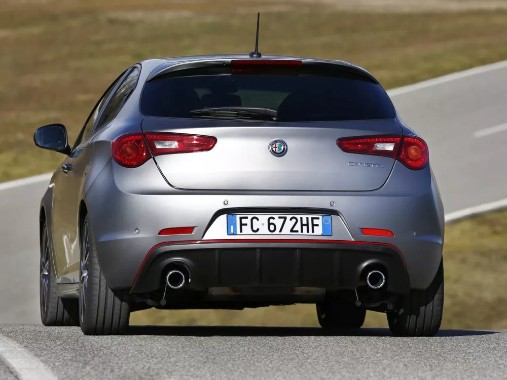 Автомобиль Alfa Romeo Giulietta III Рестайлинг Хэтчбек (5 дверей)
