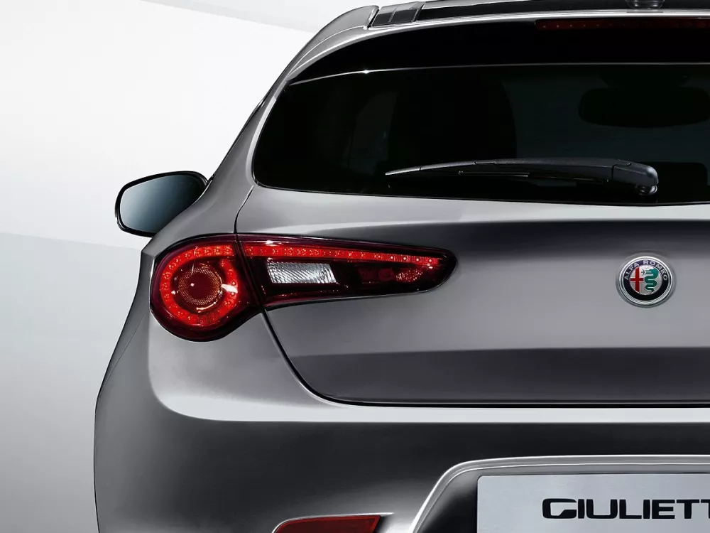 Автомобиль Alfa Romeo Giulietta III Рестайлинг Хэтчбек (5 дверей)
