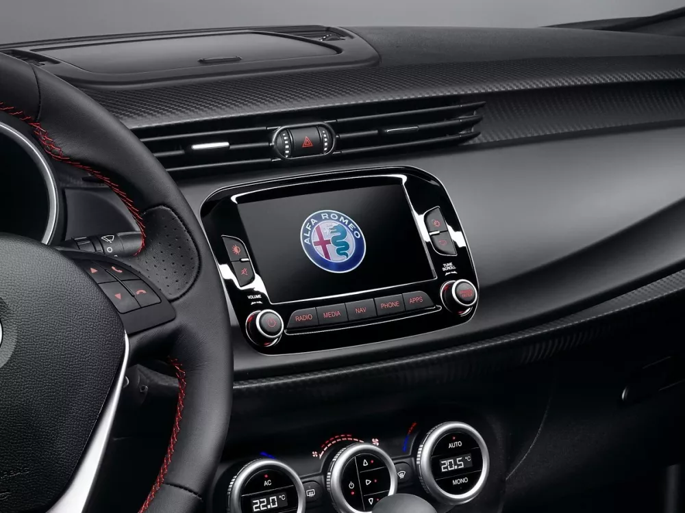 Автомобиль Alfa Romeo Giulietta III Рестайлинг Хэтчбек (5 дверей)