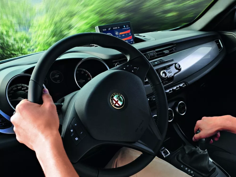 Автомобиль Alfa Romeo Giulietta III Хэтчбек (5 дверей)