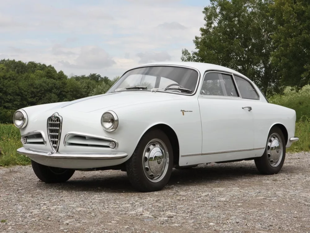 Автомобиль Alfa Romeo Giulietta I Купе Sprint