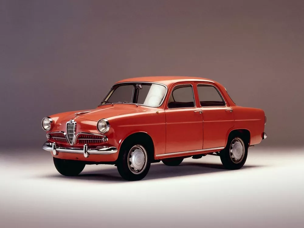Автомобиль Alfa Romeo Giulietta I Седан Berlina