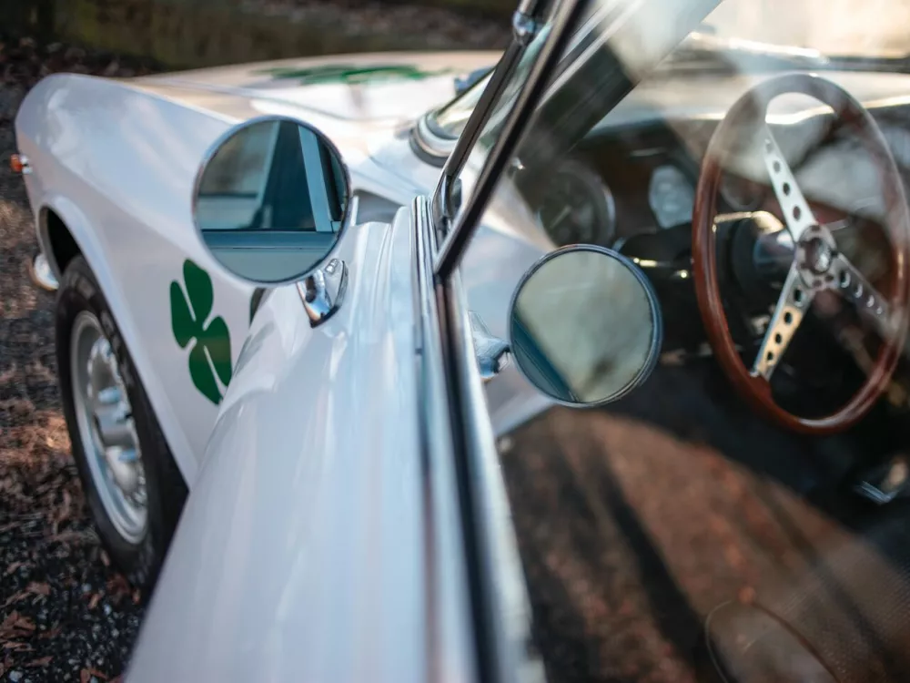 Автомобиль Alfa Romeo GTA Coupe Купе
