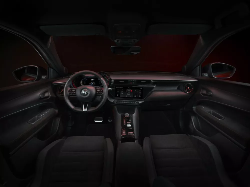 Автомобиль Alfa Romeo Junior Внедорожник (5 дверей)