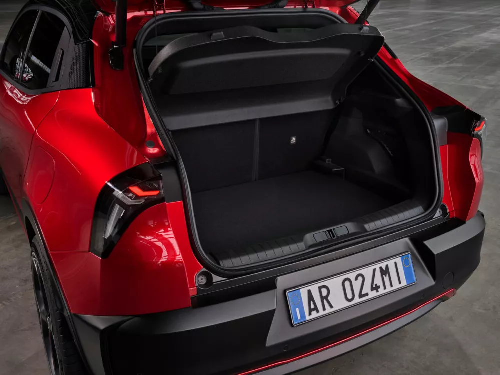Автомобиль Alfa Romeo Junior Внедорожник (5 дверей)