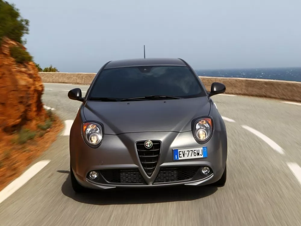 Автомобиль Alfa Romeo MiTo I Рестайлинг Хэтчбек (3 двери)
