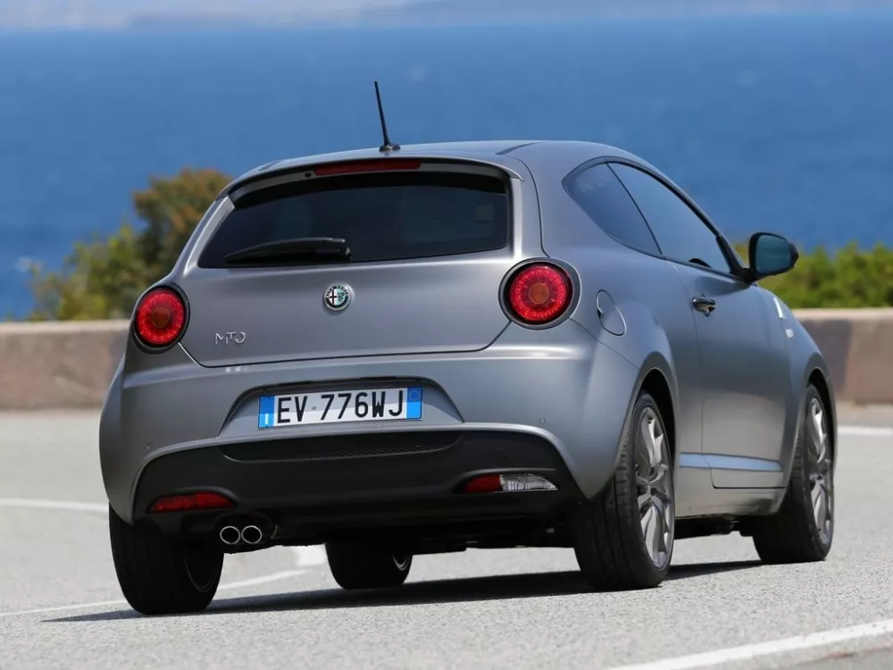 Автомобиль Alfa Romeo MiTo I Рестайлинг Хэтчбек (3 двери)