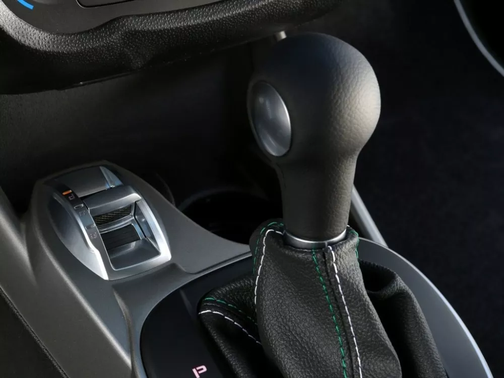 Автомобиль Alfa Romeo MiTo I Рестайлинг Хэтчбек (3 двери)