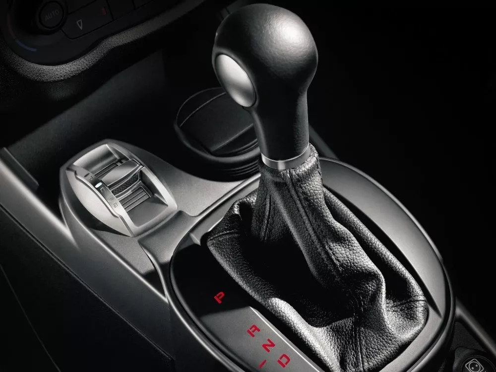 Автомобиль Alfa Romeo MiTo I Хэтчбек (3 двери)
