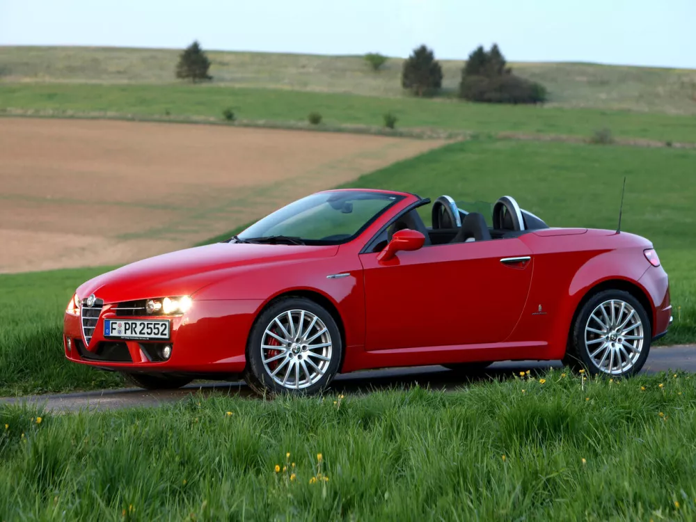 Автомобиль Alfa Romeo Spider III Рестайлинг Кабриолет