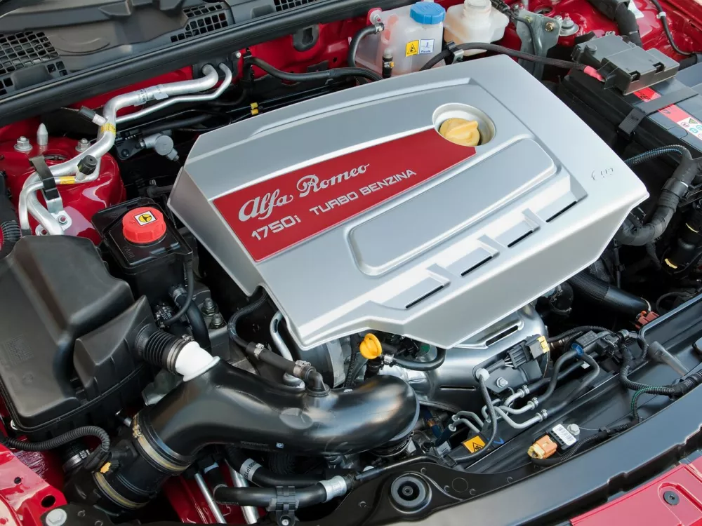 Автомобиль Alfa Romeo Spider III Кабриолет