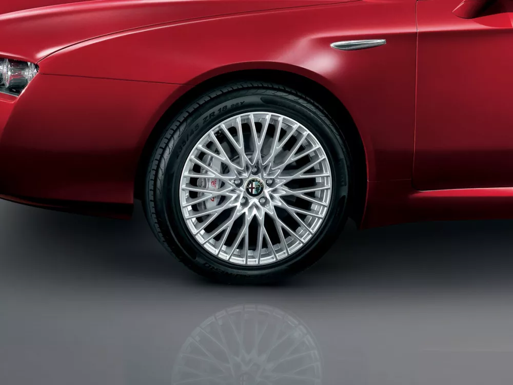 Автомобиль Alfa Romeo Spider III Кабриолет