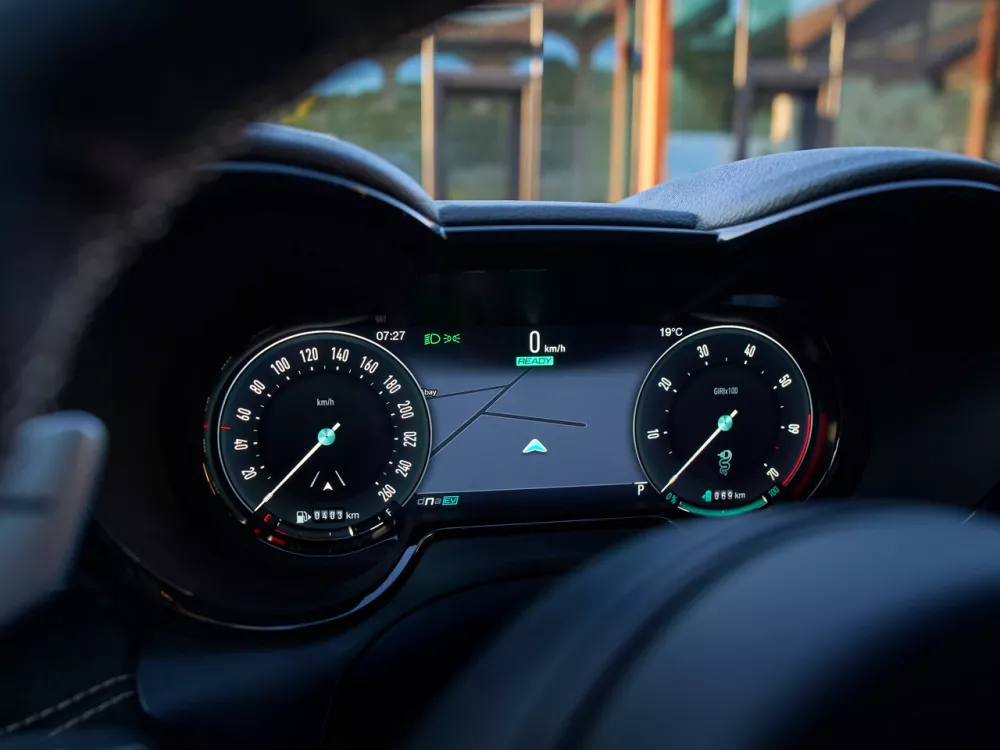Автомобиль Alfa Romeo Tonale I Рестайлинг Внедорожник (5 дверей)