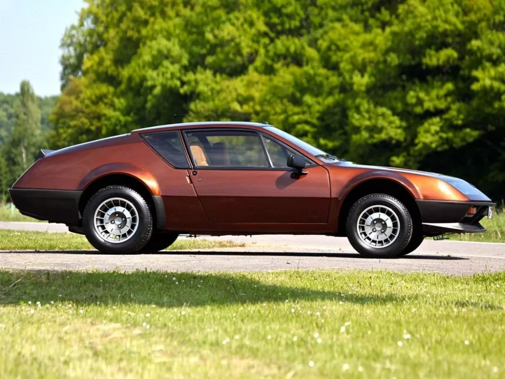 Автомобиль Alpine A310 Купе