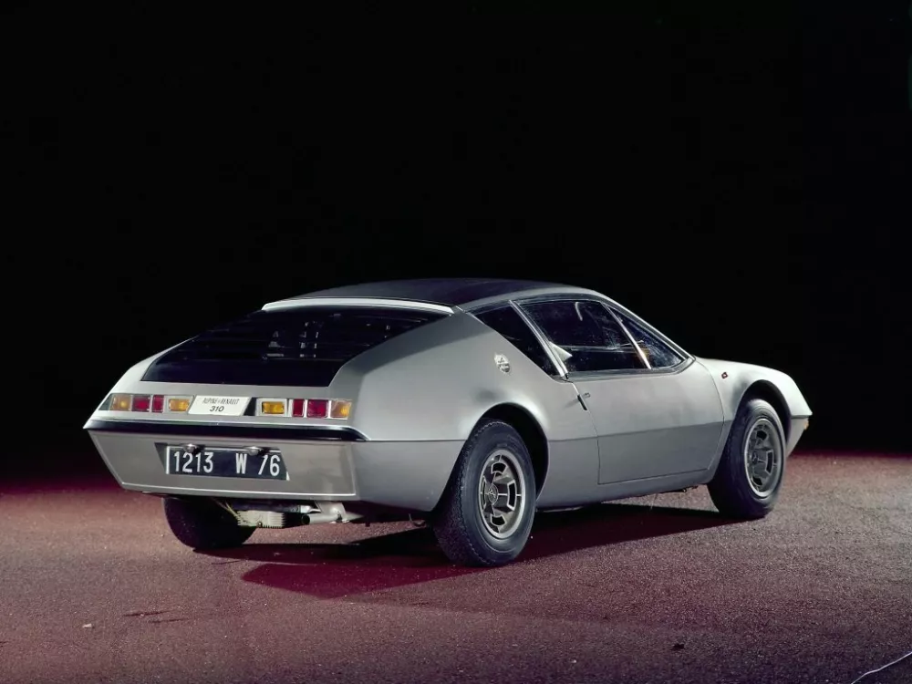 Автомобиль Alpine A310 Купе
