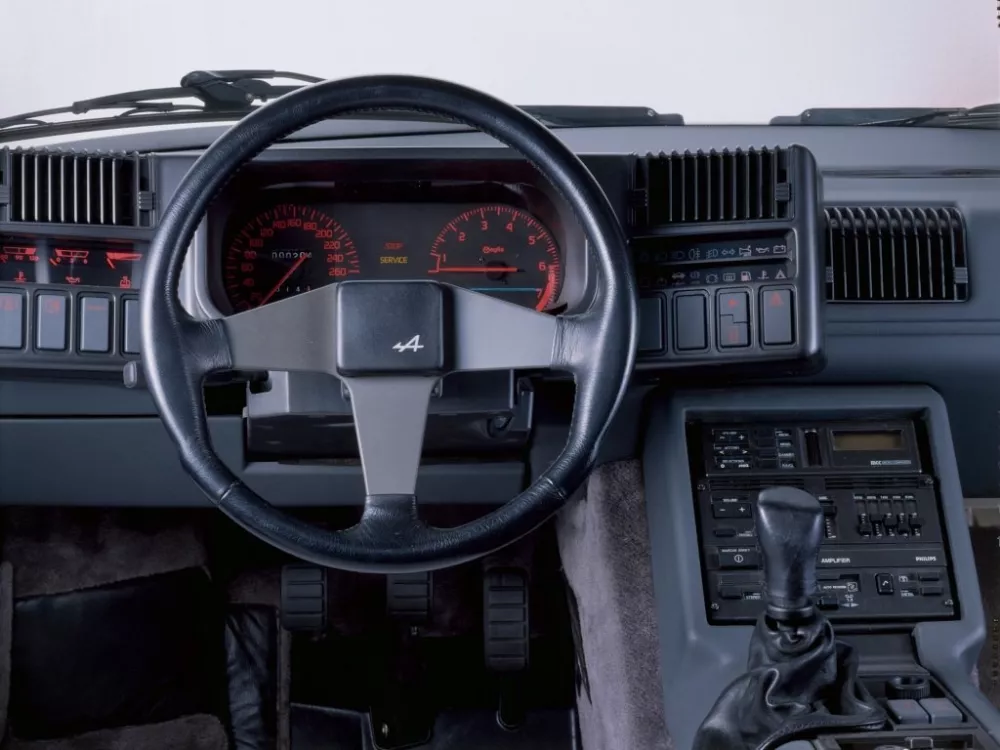 Автомобиль Alpine GTA Купе