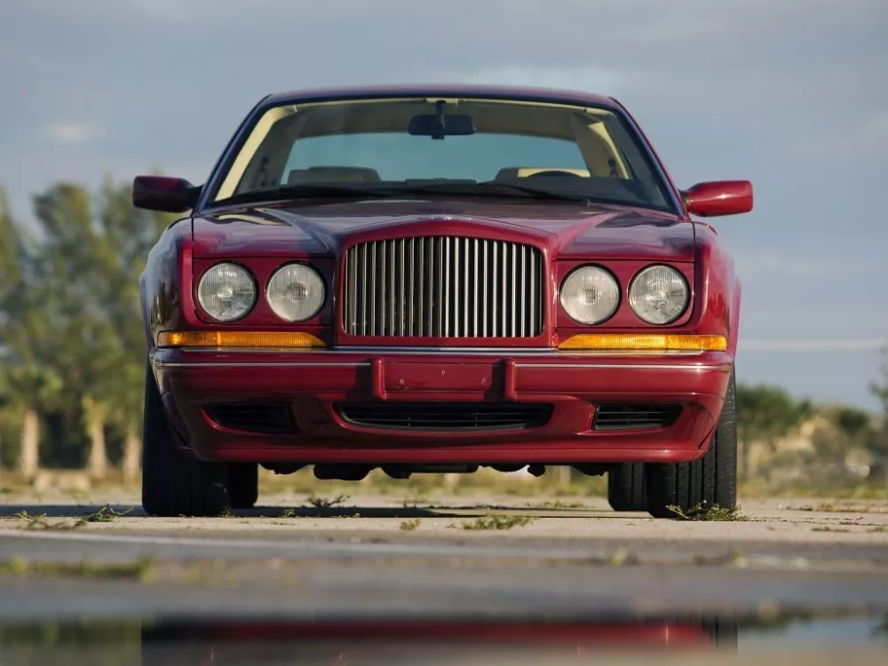 Автомобиль Bentley Continental I Купе
