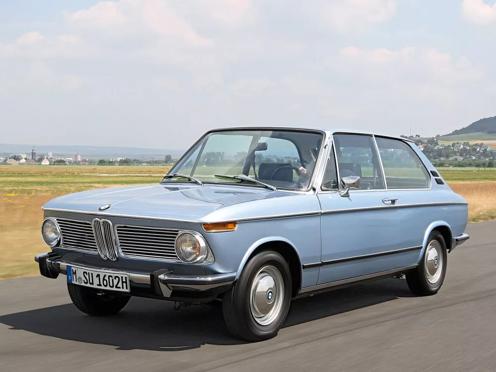 Автомобиль BMW 02 (E10) I Хэтчбек (3 двери)