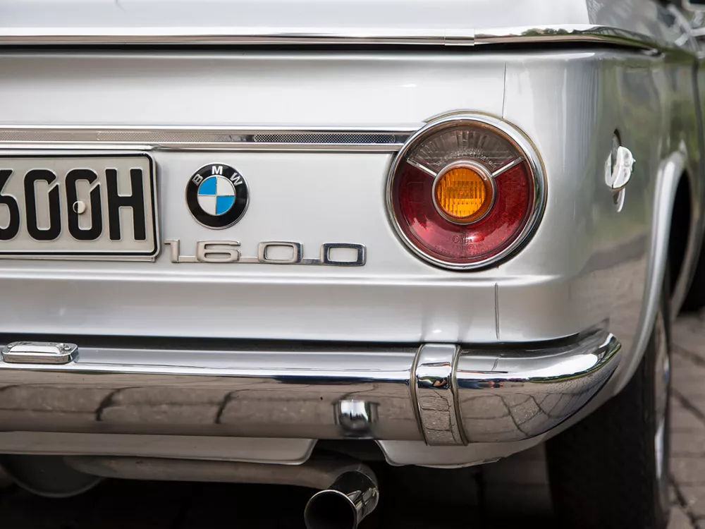 Автомобиль BMW 02 (E10) I Кабриолет