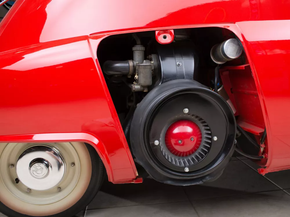 Автомобиль BMW Isetta Купе
