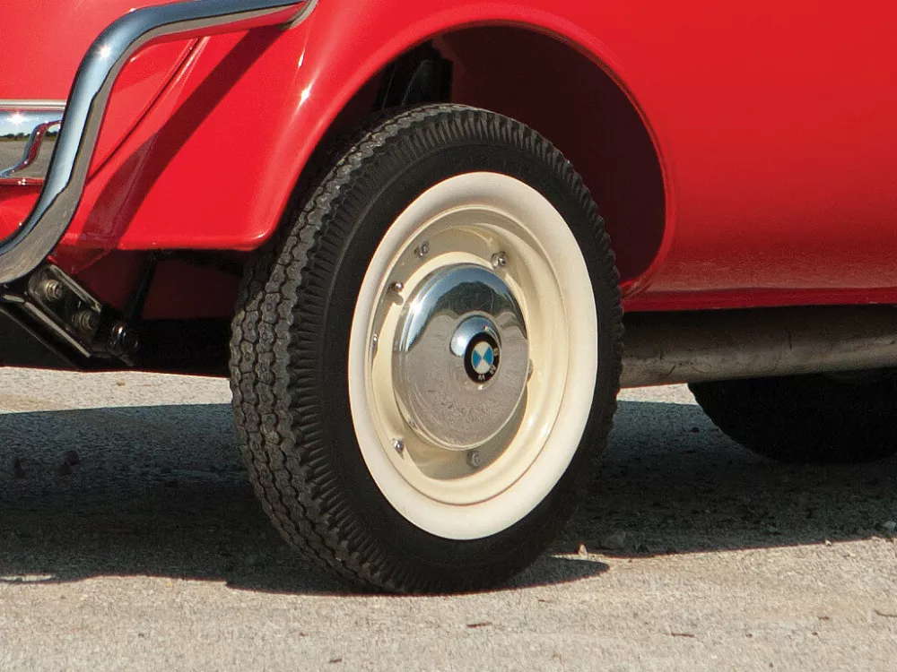 Автомобиль BMW Isetta Купе