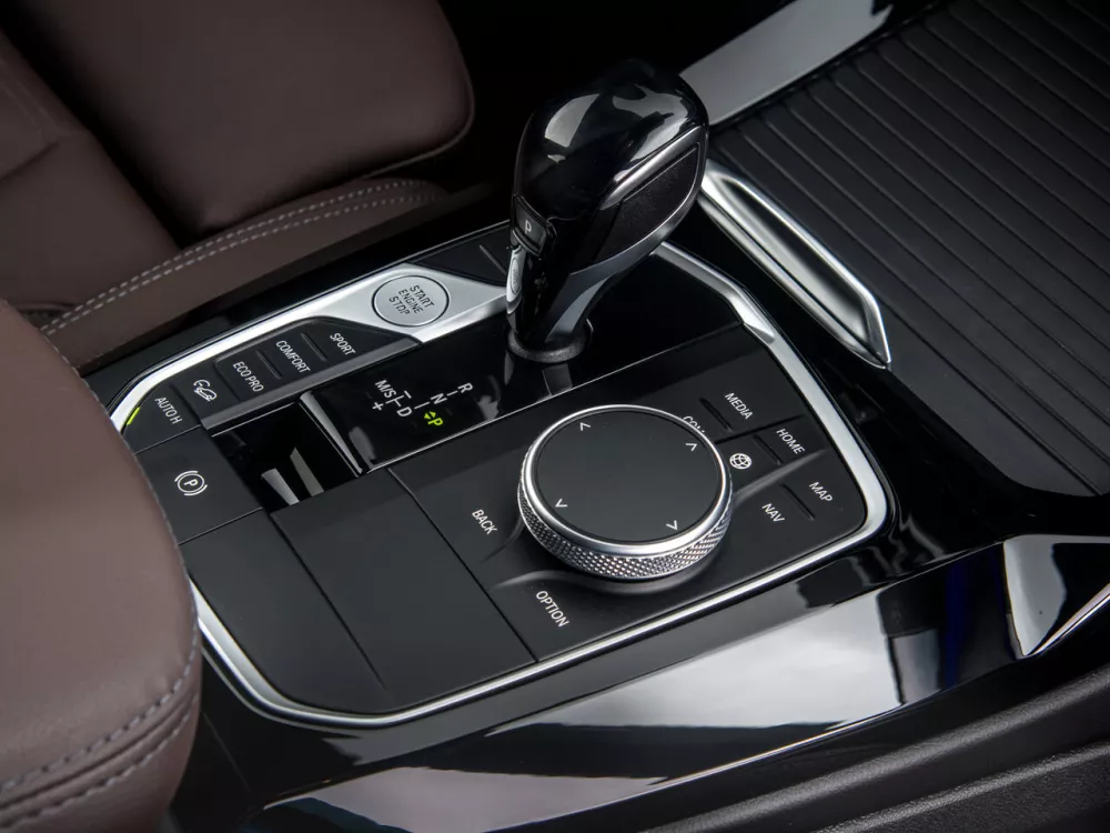 Автомобиль BMW X3 III (G01) Рестайлинг Внедорожник (5 дверей)