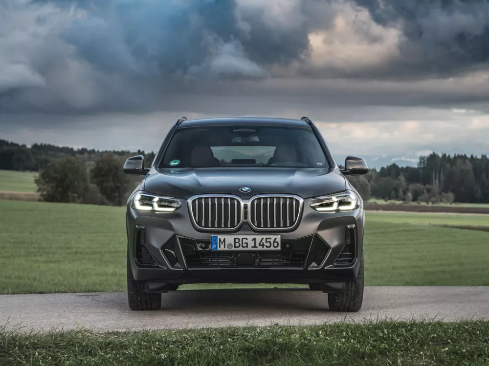 Автомобиль BMW X3 III (G01) Рестайлинг Внедорожник (5 дверей)