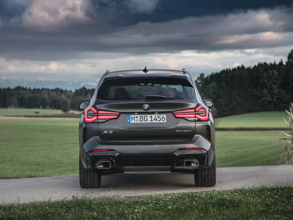 Автомобиль BMW X3 III (G01) Рестайлинг Внедорожник (5 дверей)