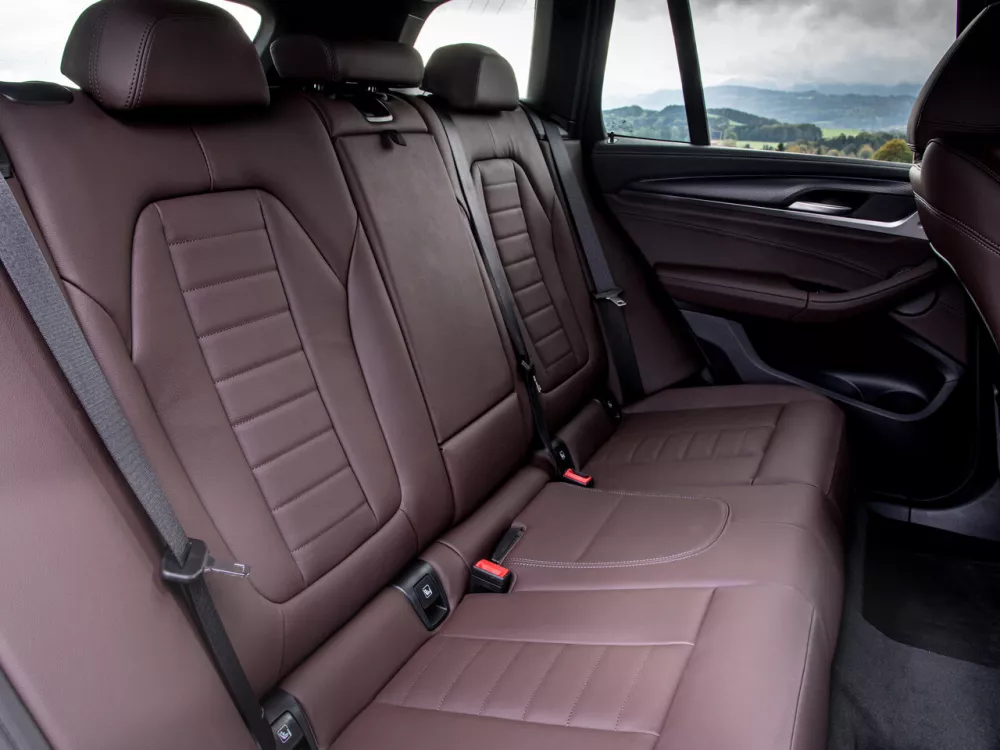 Автомобиль BMW X3 III (G01) Рестайлинг Внедорожник (5 дверей)