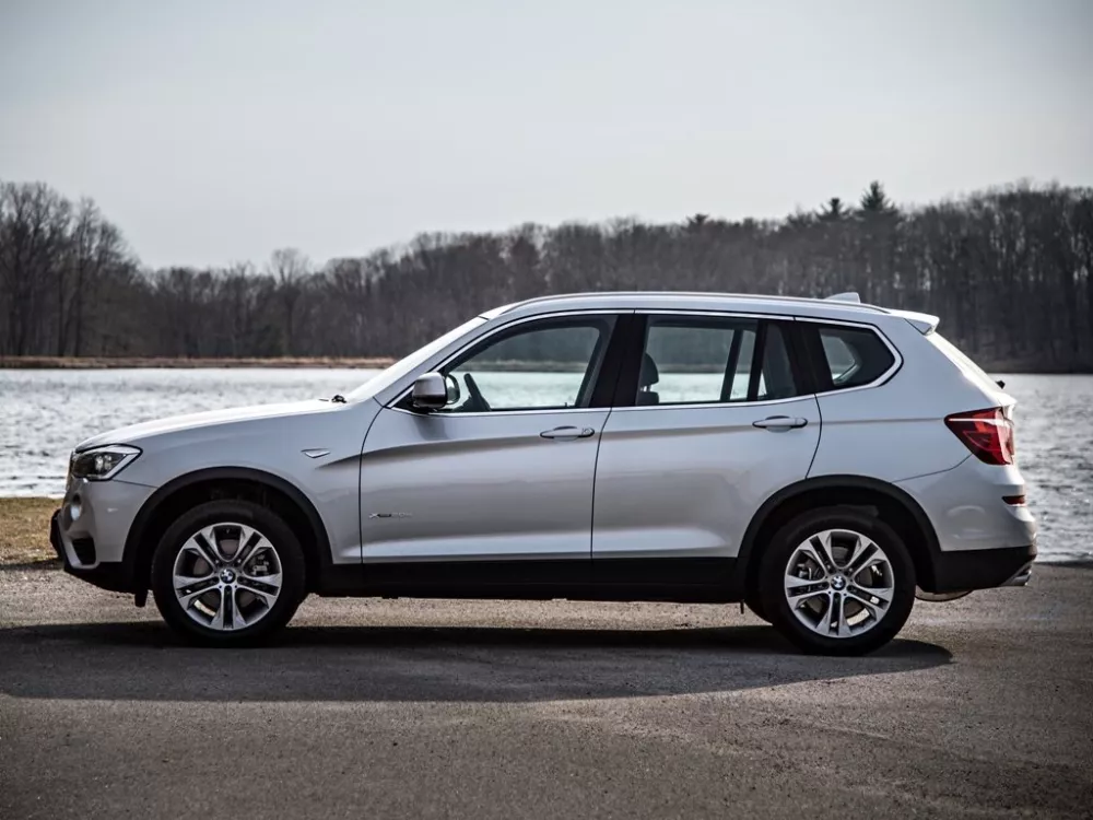 Автомобиль BMW X3 II (F25) Рестайлинг Внедорожник (5 дверей)