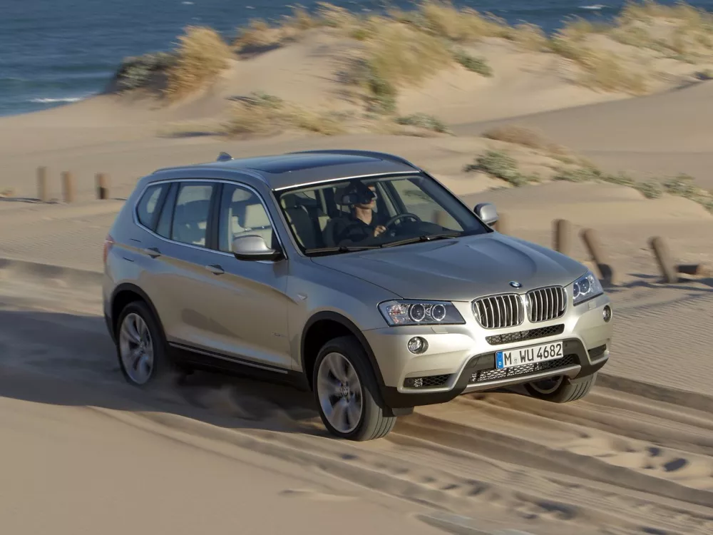Автомобиль BMW X3 II (F25) Внедорожник (5 дверей)