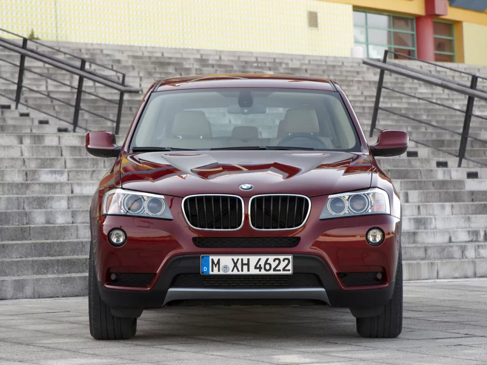 Автомобиль BMW X3 II (F25) Внедорожник (5 дверей)