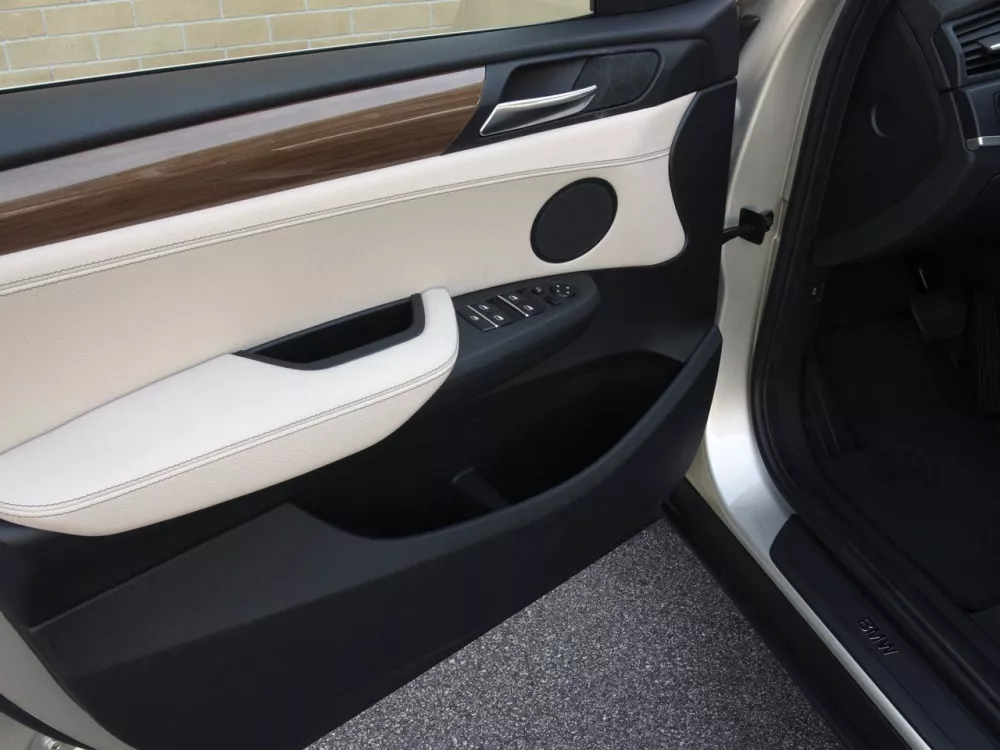 Автомобиль BMW X3 II (F25) Внедорожник (5 дверей)