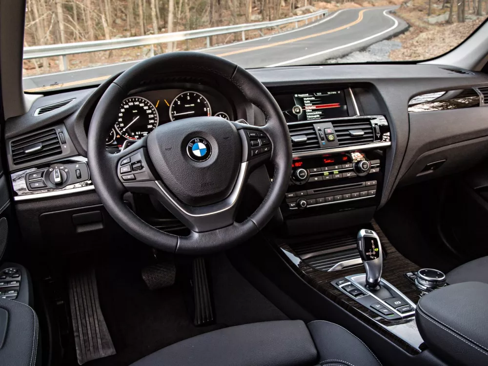 Автомобиль BMW X3 II (F25) Рестайлинг Внедорожник (5 дверей)