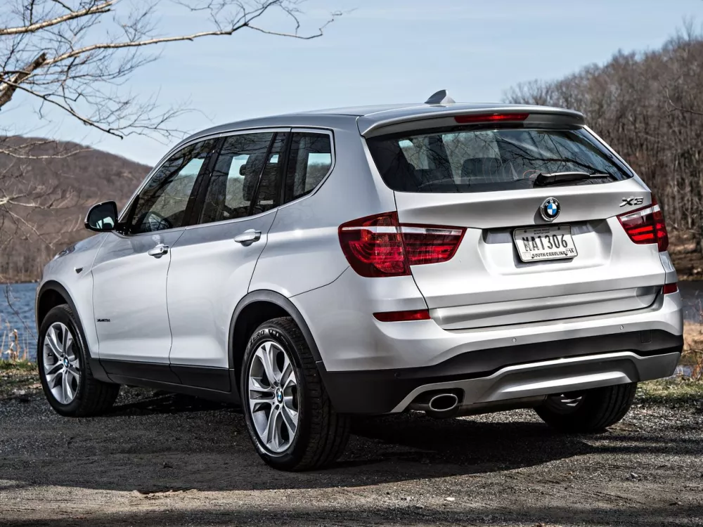 Автомобиль BMW X3 II (F25) Рестайлинг Внедорожник (5 дверей)